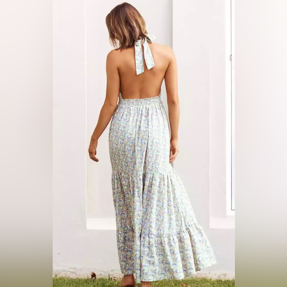 NEW - CUPSHE maxi dress with open back - Picture 3 of 4